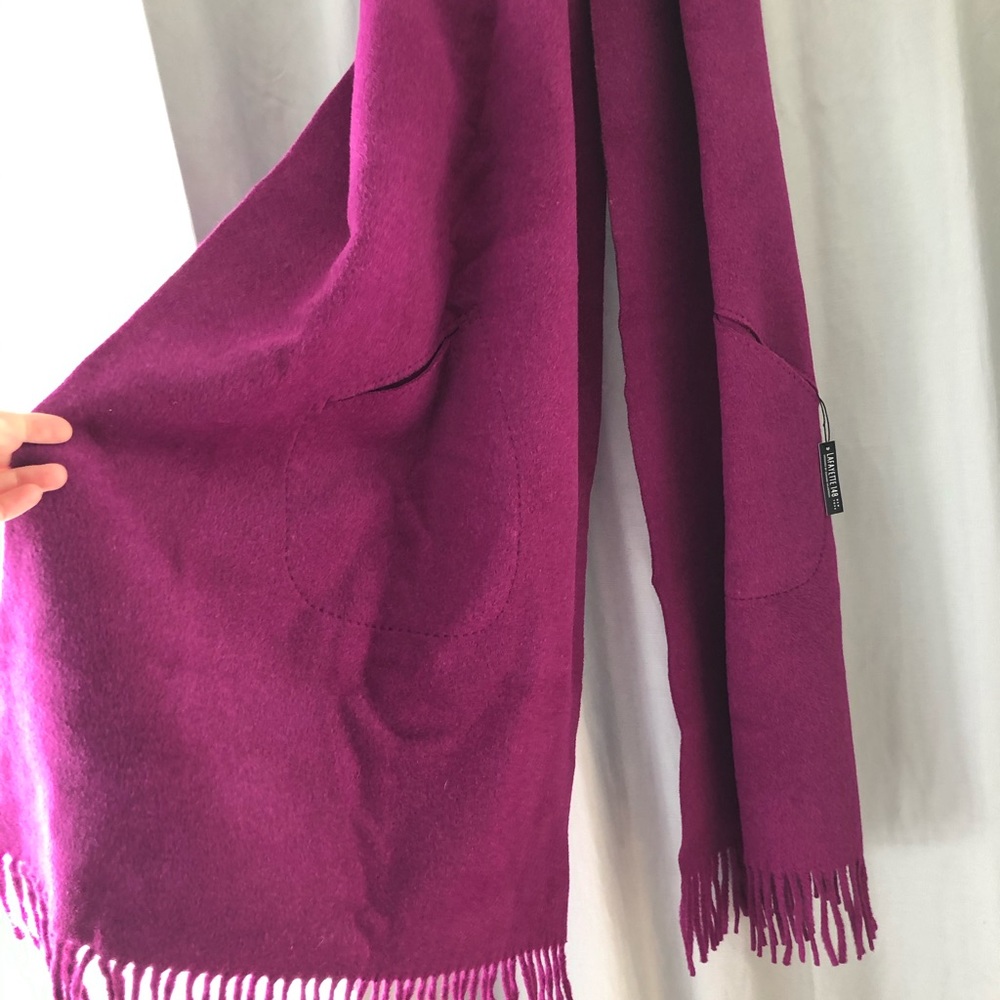 Wrap scarf with pockets!!